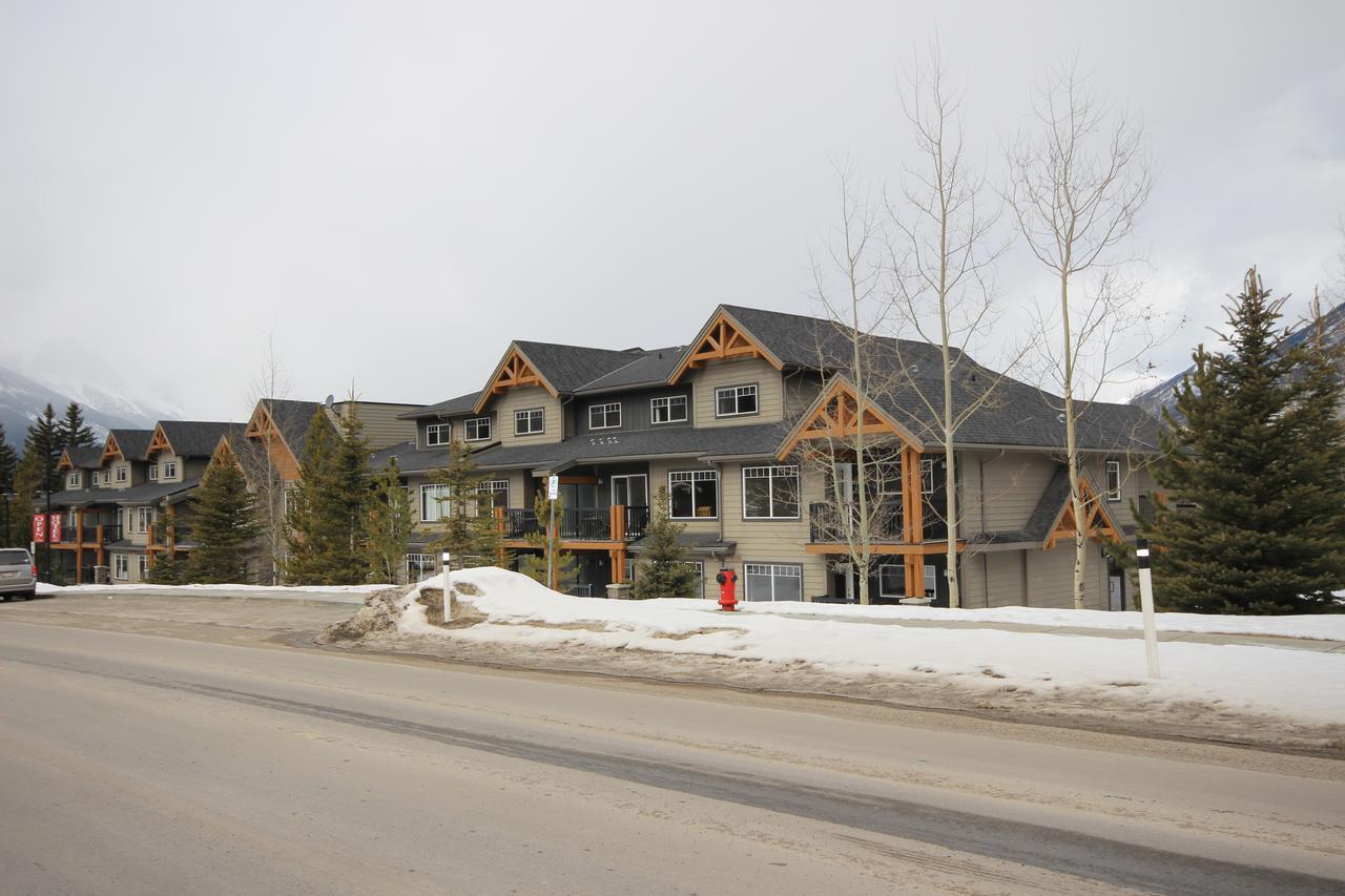 Rocky Mountain Getaway Apartment Canmore Exterior photo